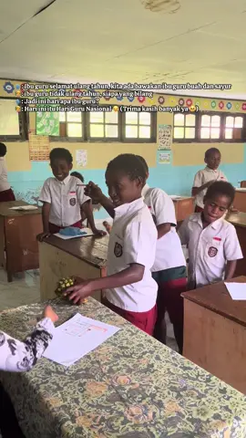 Selalu berterima kasih kepada Tuhan untuk setiap cinta dan kasih tulus yang saya dapatkan dari mereka selama menjadi seorang guru disini 🥹❤️ #fyppppppppppppppppppppppp #anaksekolahpapua🏝️ #gurupedalamanpapua 