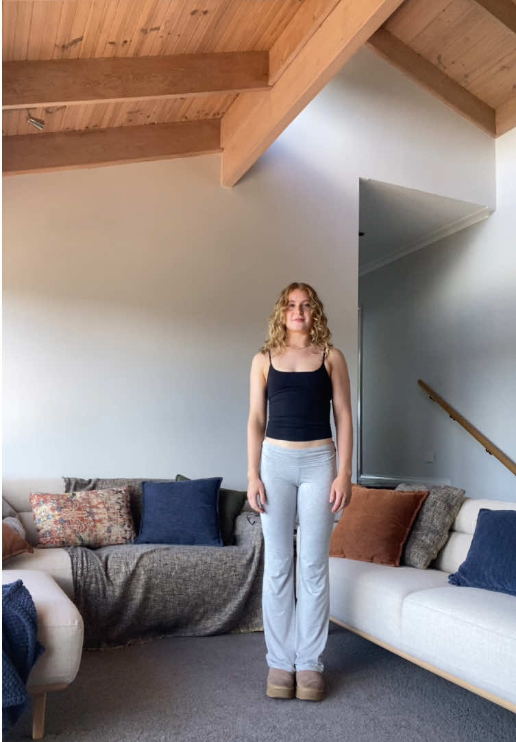 First post of 2025 😆✌️😏🩷 #lushlife 