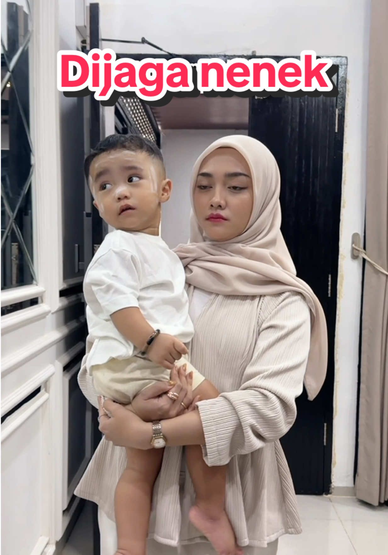 Cemong cemong karena bedak, pdhal kan skrg sdh 2025 bisa pake @Bambi Baby 