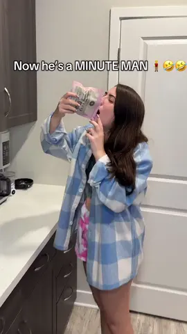 Yassss girl I cannot believe how good these pineapple gummies have been to me! 🐱😆💕 #vitalsourcenutrition #vitalsourcegummmies #feminineenergy #womensprobiotic #tiktokshopblackfriday 