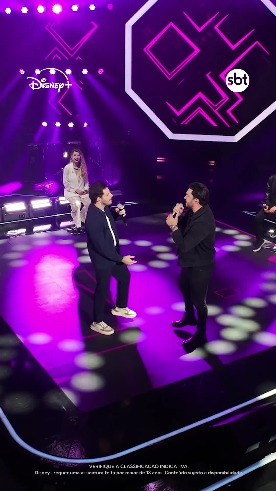 #RodadaDeFogo 🔥 | Alô, #TimeMeK! A dupla André e Luiz Otávio veio quebrando tudo na rodada de fogo do #TheVoiceBrasil ao som de 