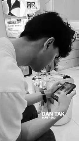 lucu bgt 🖤☹️.                                                   @JUNO #junotiranat #junopdasudu #gmmtv #thailand🇹🇭 #gmmtvofficial 