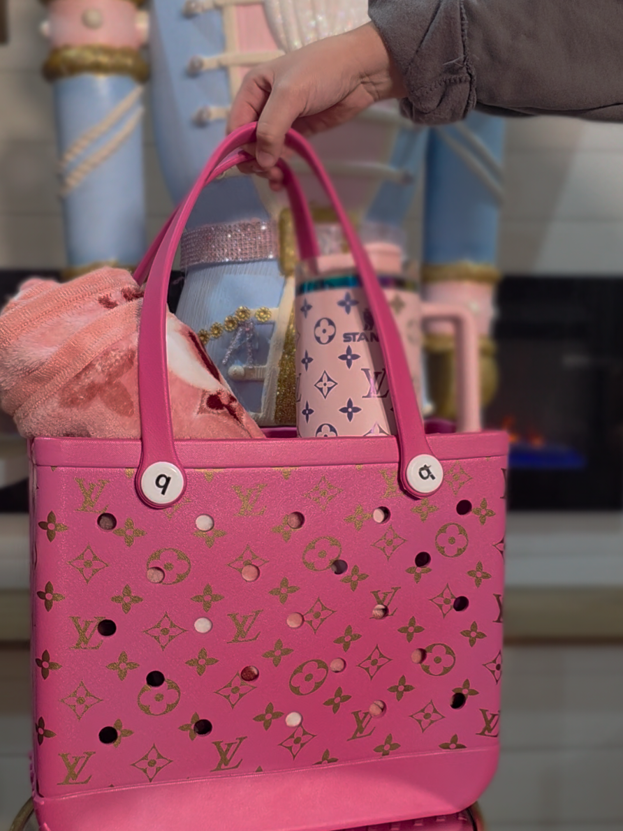 wrap me up 😍😍 #fyp #christmas #boujee #bag #finds 