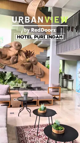 Promo Urbanview Hotel by RedDoorz harganya start 300ribuan aja udah dapet kamar hotel gede type mezanine, caranya download aplikasi RedDoorz cari nama hotelnya URBANVIEW HOTEL PURI INDAH, pilih tanggal dan masukan kode promo YUKNGINEP, untuk dapetin special diskonnya, dijamin kamu bakalan puas nginep disini karena harga affordable dengan fasilitas dan kenyamanan yang maksimal. #UrbanView #RedDoorz #reddoorzid #hoteljakartabarat #redtravelers 