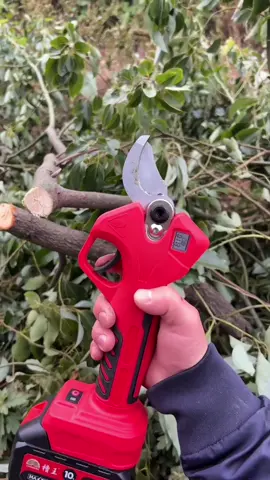 máy cắt tỉa cành tiện lợi. #maycattiacanhcay #xuhuong #giadungtienich 