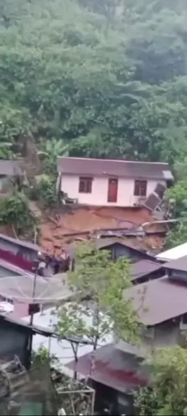 Telah terjadi bencana alam Sibolga-Tapteng. Semoga kita semua dilindungi allah SWt🤲🥺 PRAY FOR SIBOLGA-TAPTENG🤲 #fyp #banjir #longsor  #xyzbca #viral  