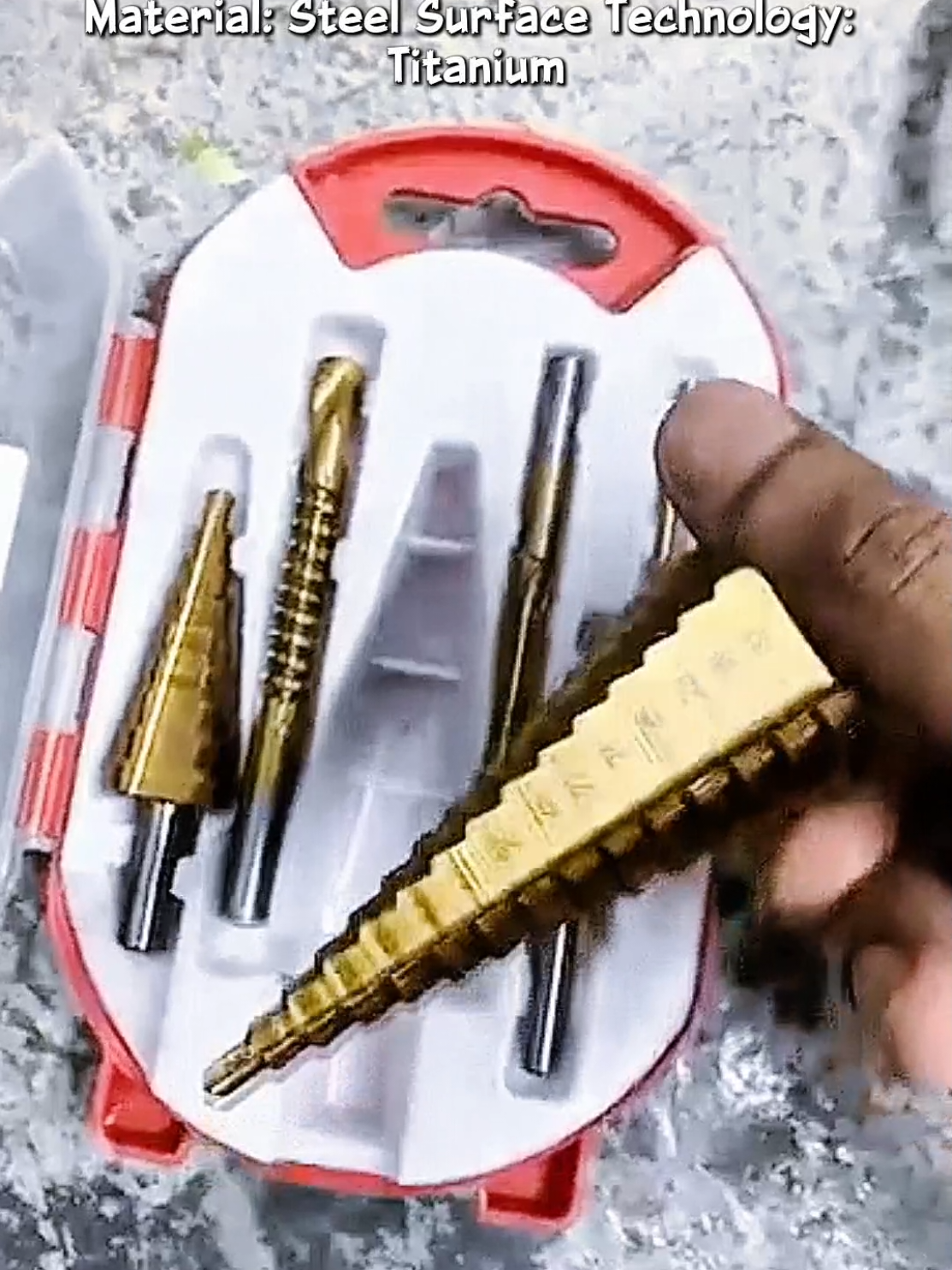 Step Drill Bit HSS Titanium ni memang berguna bila nak buat lubang berbagai saiz tanpa tukar mata. Coating titanium bagi potongan licin, tahan panas, dan lebih tahan lama. Sesuai untuk metal, plastik, kayu—pasang je dekat power tool, terus jalan #StepDrillBit #MataDrillTitanium #PowerToolMalaysia #DIYTools #Perkakasan