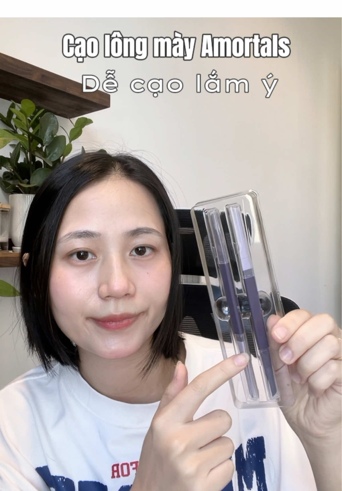 Từ ngày chuyển qua dùng  cạo lông mày của nhà amortal là tui có thể tự mình cạo tại nhà r #amortal #amortalchinhhang #daocaochanmay #daocaoamortal #dungcumakeup