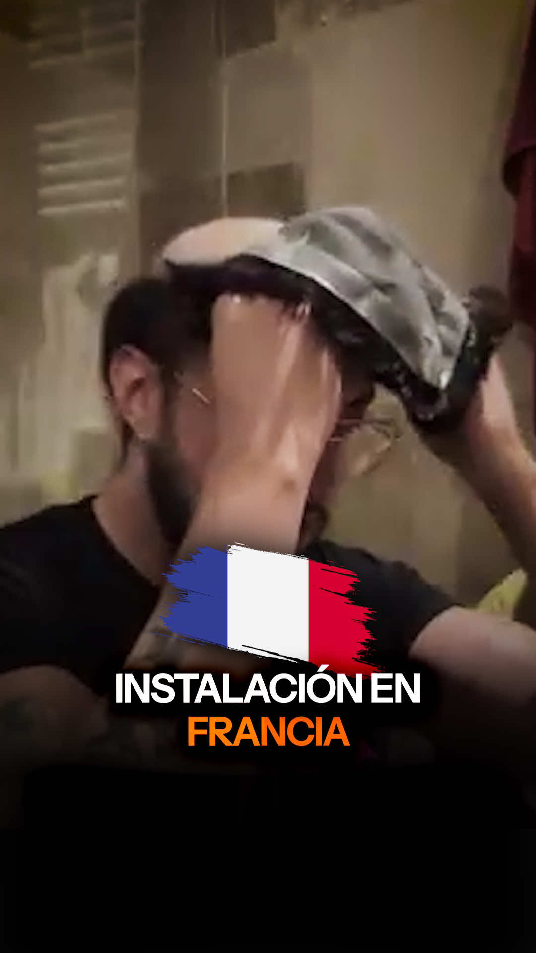 Paul, mexicano en Francia 🇲🇽➡️🇫🇷, cansado de sus entradas. Se instaló el mismo su prótesis 100% en línea. El resultado: otro nivel #oscaroriente #ProtesisCapilar #CuidadoMasculino #HairSystem 