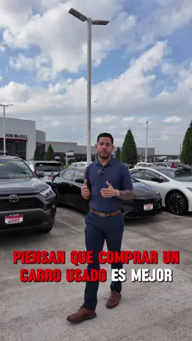 Muchos piensan que “usado es más barato”… pero no siempre es así. 🚗💭 Entre tasas más altas, términos más cortos y riesgos ocultos, un usado puede terminar costando casi lo mismo que un carro nuevo 0 millas. Lo importante no es nuevo vs usado, sino elegir lo que realmente te conviene. ¿Quieres que te ayude a comparar tus opciones? Envíame un mensaje y lo revisamos juntos. 🙌 ¿Tú qué prefieres: usado o nuevo… y por qué? 👇 #ToyotaDeKaty #CarrosEnUSA #CarrosNuevos #CarrosUsados #ConsejosDeCompra  