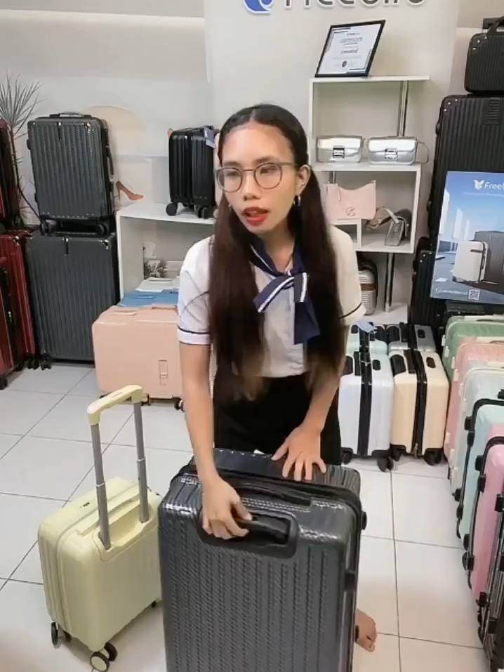 Freebird 20 inch Extra Large Capacity Black luggage #freebirdluggage #suitcase #suitcasetravels #foryou #tiktokshop #fyp