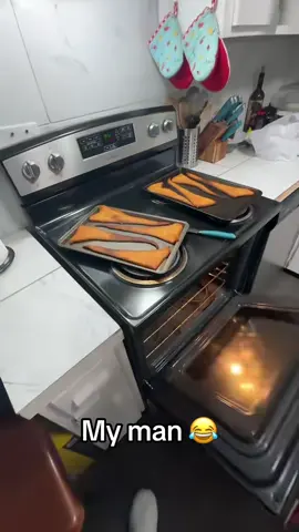 Croissant Cooking 101 😂 @VivaLaFood (🎥:@Heather M. Livingston 💈) 