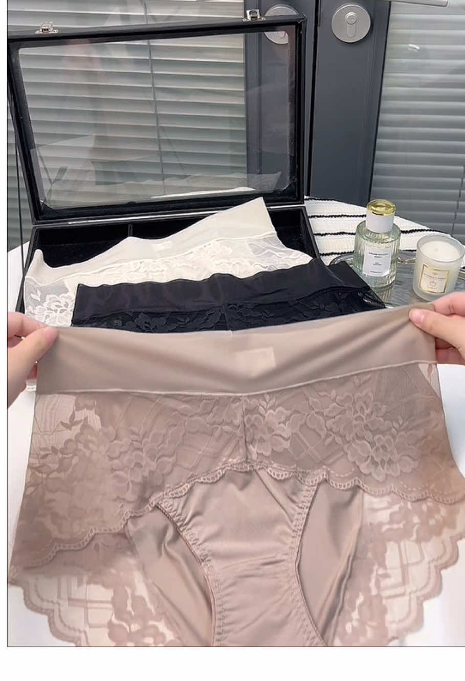 😘The perfect harmony between skin and ice silk, lace understands all tenderness! #underwear #plussize #sexy #icesilk #lace