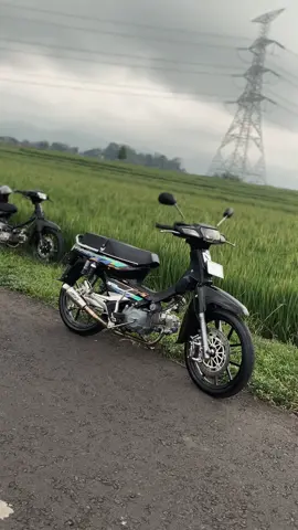 std kerjo racing sitik🥶 #astreagrandindonesia #cseries #astreagrand #astreagrandmodifikasi #astreagrandbulus 