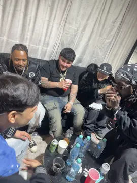 IMPROVISANDO UN RATO ANTES DEL SHOW🫶😏 @victor mendivil @bigsotorius @Polimá Westcoast  #musica 