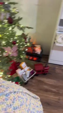 #creatorsearchinsights #livingroomdecor #livingroomideas #blanketlife #organizedhome 