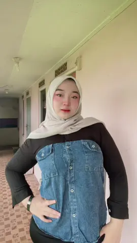 Baju nya tantikk😍#fyp #outfitideas #ootdhijab #outfitinspo #affiliate 