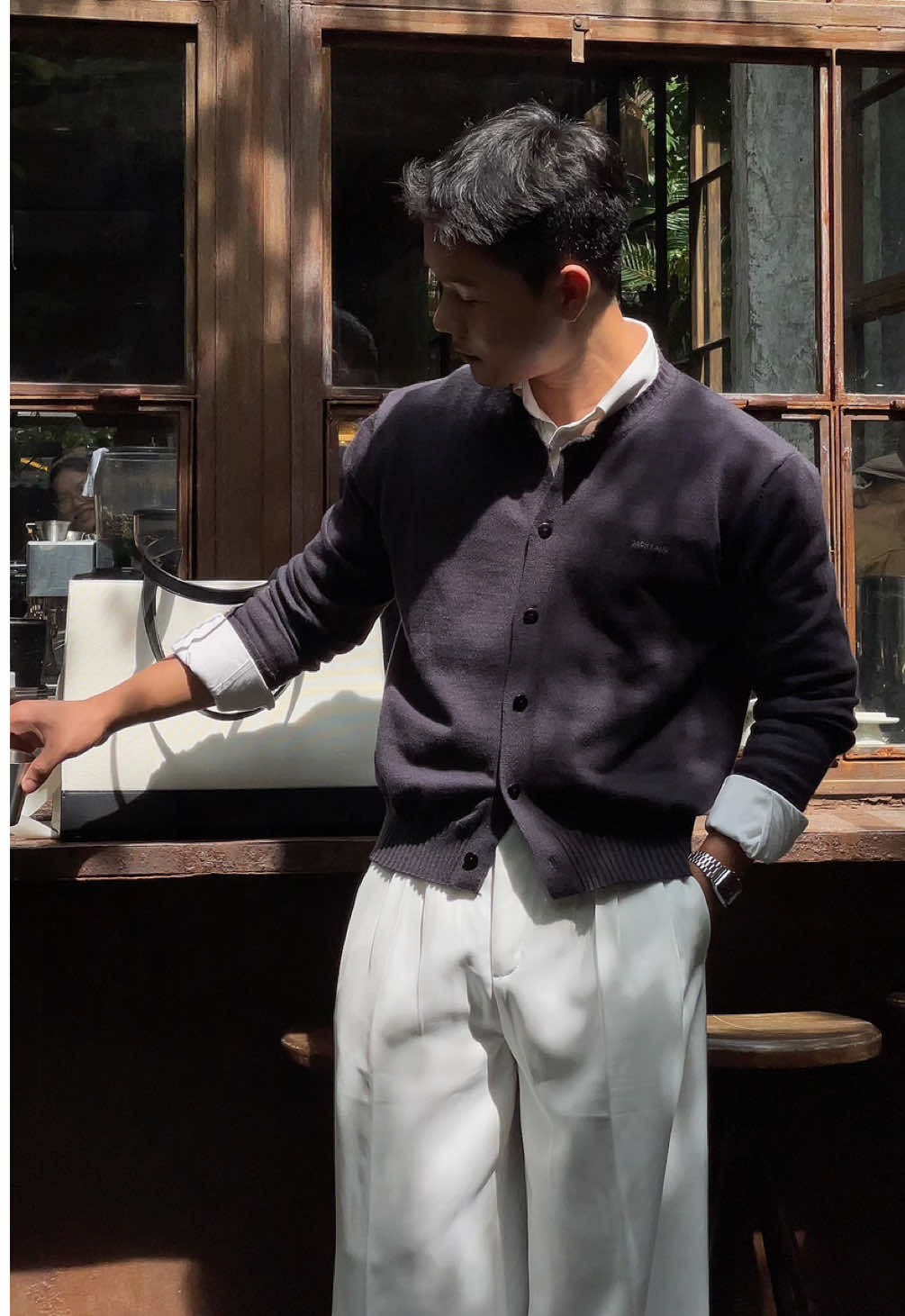 Nắng lên rực rỡ cùng ngàn mây🍂🌥️✨.   #viral #fyp #OOTD #outfit #vibes 