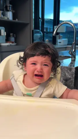 Rewel hilang, senyum datang 🩵 Eomma Head to Toe Happiness jadi favorit mandi Hagia! @Eomma Official Store  #CintaMamaDijagaEomma #Eomma