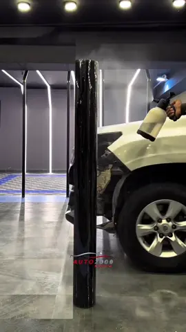 Transformar un auto no es cuestión de suerte… es cuestión de técnica, precisión y saber hacer las cosas como un profesional. Y lo que ves en este video tú también puedes hacerlo. El wrapping es una habilidad que te abre puertas: clientes, proyectos, ingresos… y una forma de vida que muchos quieren, pero pocos saben dominar. 🔥 Aprende instalación paso a paso desde cero 🔥 Técnicas reales sin burbujas ni arrugas 🔥 Cómo trabajar curvas, defensas y piezas complicadas 🔥 Cómo cobrar, conseguir clientes y generar ingresos constantes 🔥 Haz conversiones completas y cobra como un profesional No necesitas experiencia. Necesitas formarte bien y practicar con intención. El wrapping es una industria que crece cada día, y quienes se capacitan ahora serán los que dominen mañana. 🚀 Únete al curso de Wrapping Car. Aprende la técnica, domina el proceso y empieza a ganar dinero real. Enlace en mi perfil. #vinilespersonalizados #wrappingcar #wrappedcar #fullwrapping 