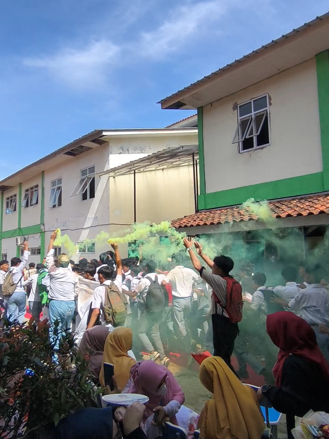 Ada aja gebrakannya 😱 #fyppppppppppppppppppppppp #boashofficial #happyteachersday #boashofficial #fypage 