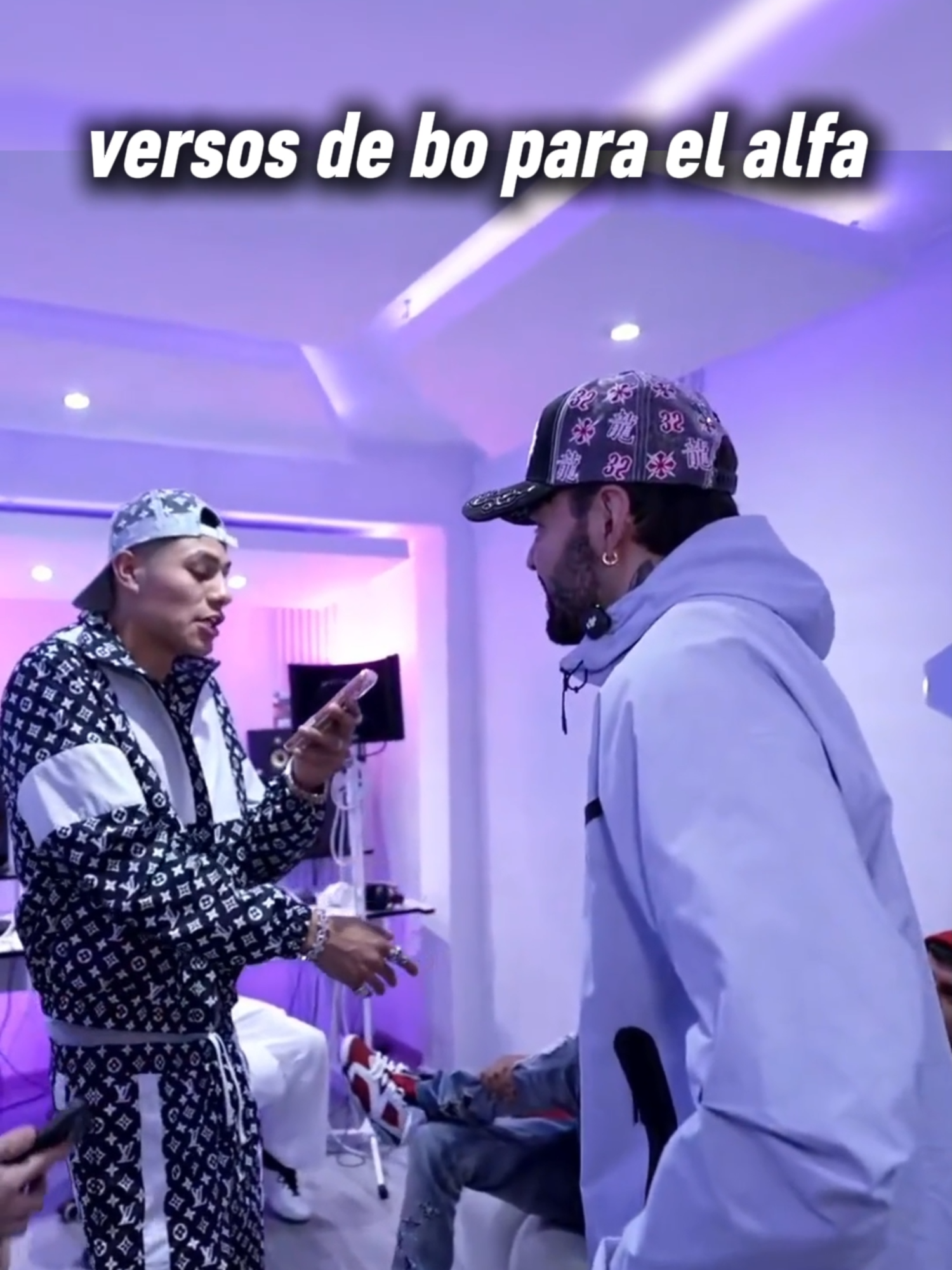 versos de bo para el alfa #adrianozendejas #paratiiiiiiiiiiiiiiiiiiiiiiiiiiiiiii #maestroshifu #fypシ #kick #IRL #paratii #humor #shifu #shifuza #elbogueto