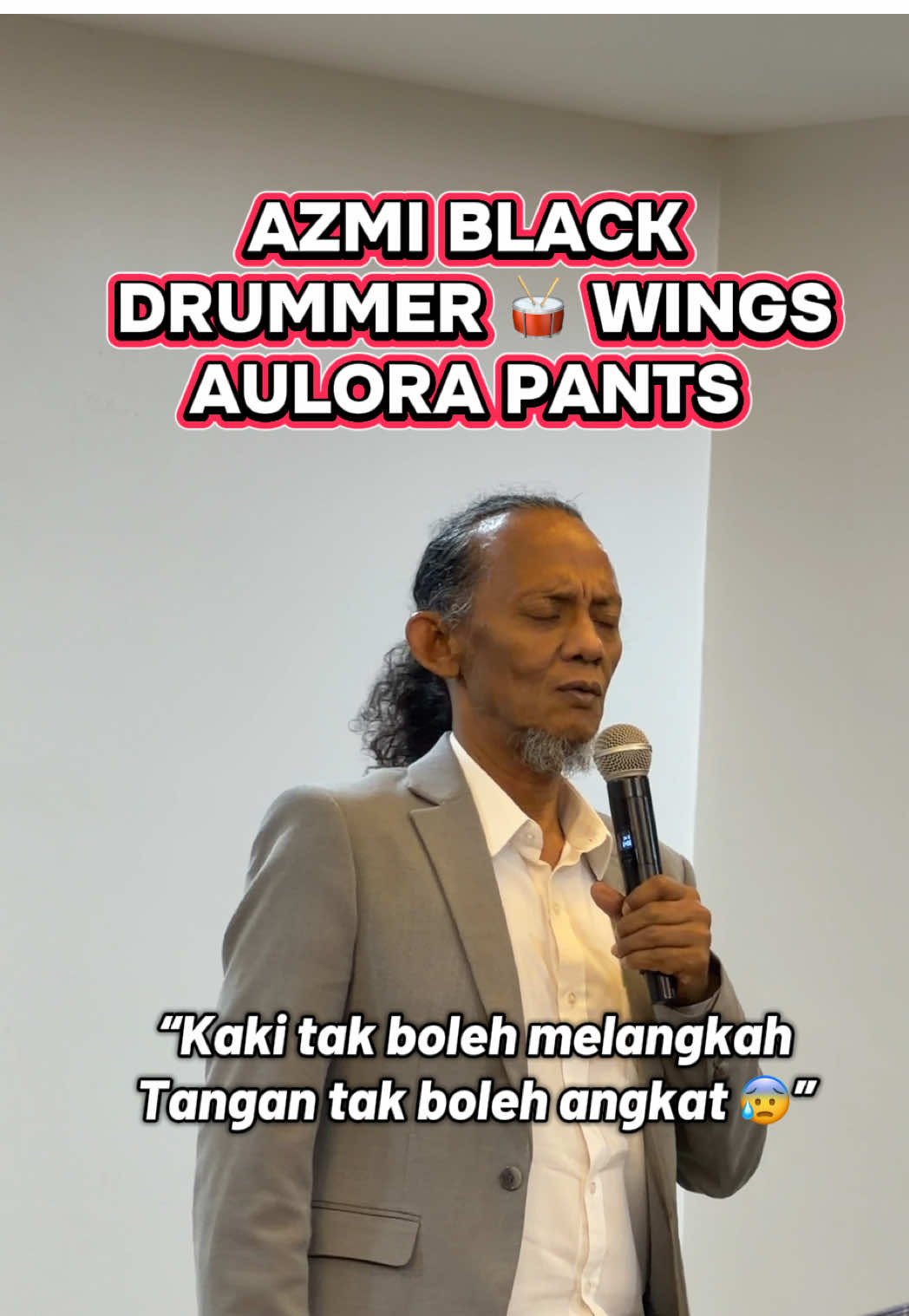 012**345**2860 Saffiya  Abg Azmi Black drummer Wings dah menderita  berpuluh tahun bergantung pula pada ubat.  Alhamdulillah sekarang menikmati makanan sambil meneruskan kerjaya sebagai pemuzik & BE International  #aulorapantswithkodenshi 