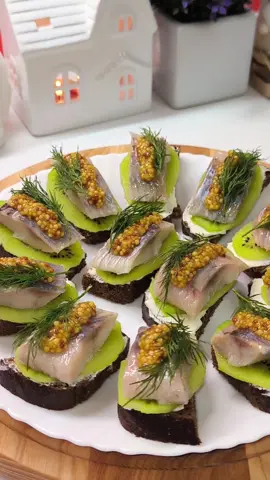 Зупинись! Ти мусиш це побачити 🤯🔥 Stop! You have to see this #трендовастрава #бутерброд #закускадня #fishsandwich #viralrecipe