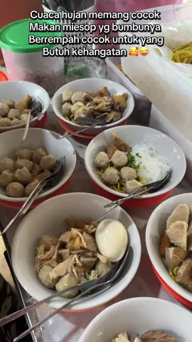 Langsung gass ke#miesopbaksoselera #hujan #masyaallahtabarakkallah #masukberandafyp #fyppppppppppppppppppppppp 