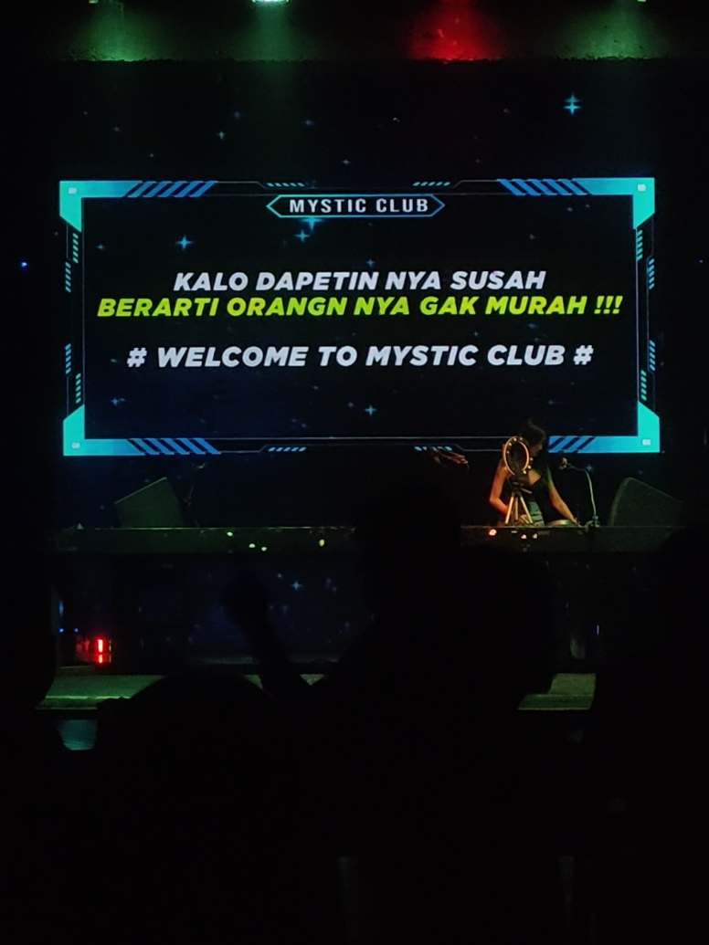 barang mahal bukan barang obrolan  #menjauh #melupakanmu #berbahagialahdenganpilihanmu #