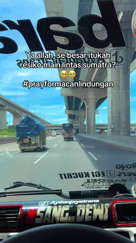 semoga tidak ada kejadian serupa kapanpun dan dimanapun. selalu berhati-hati buat semua rekan-rekan pengemudi dimanapun berada. salam hormat nya dari kami pengemudi antar RT 🙏🏻
