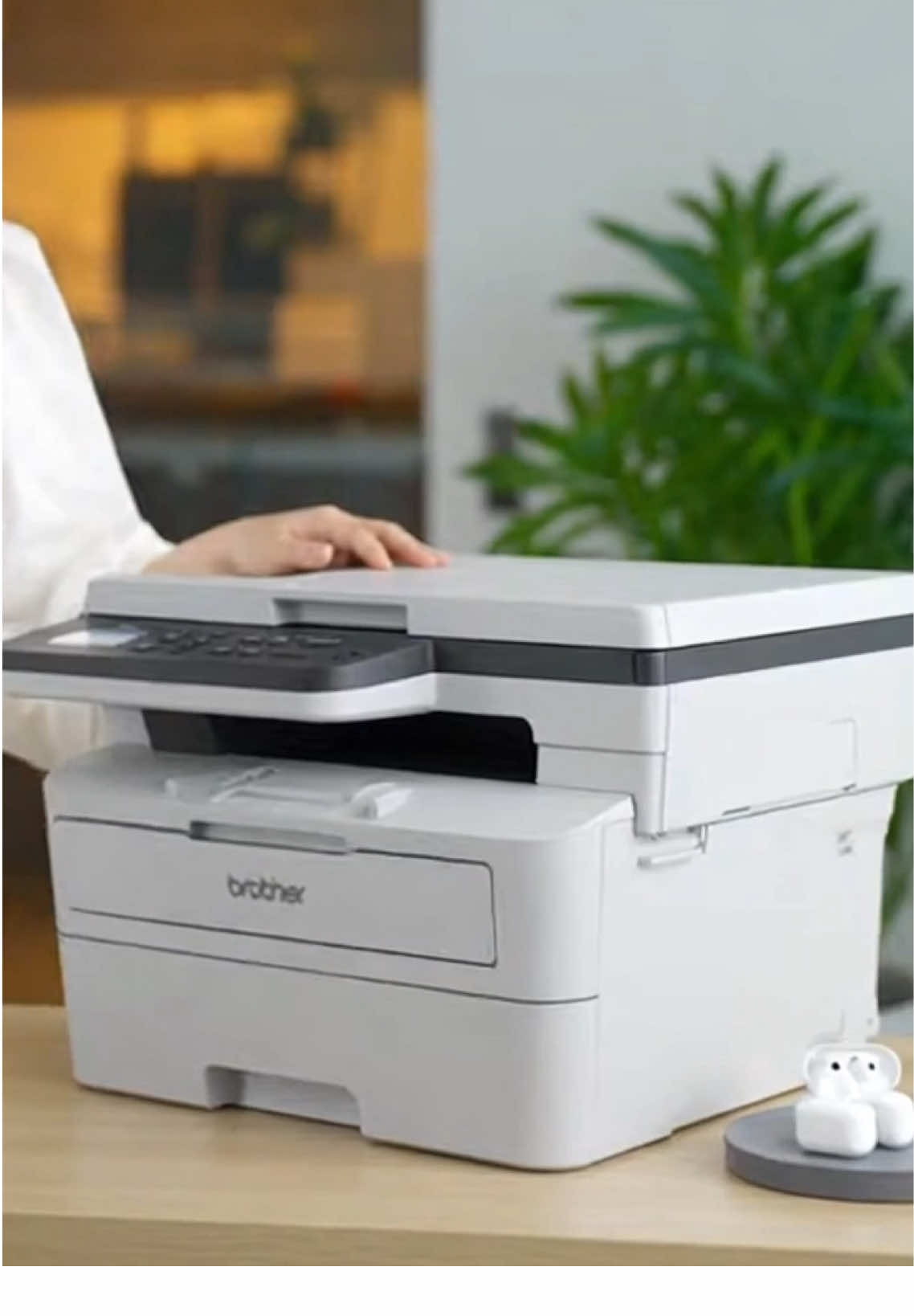 Máy in Brother đa năng – in nhanh, sắc nét, không kẹt giấy! Hỗ trợ wifi, in – copy – scan siêu tiện cho văn phòng & kinh doanh. Đang giảm sâu, Freeship – chốt đơn ngay kẻo hết!” #mayinbrother #mayinvanphong #mayindanang #inwifi #inanh 