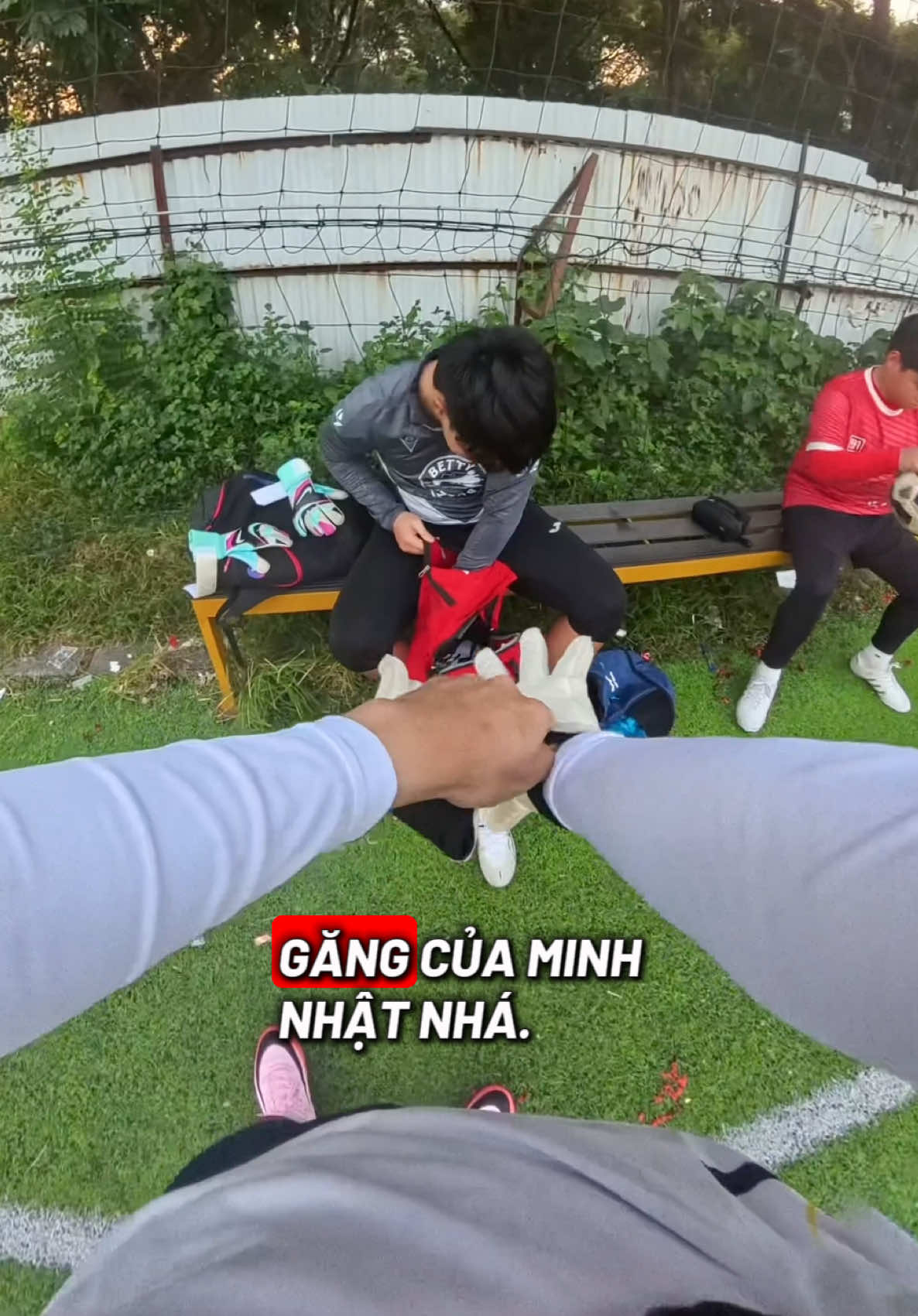 Test thủ găng của @Minh Nhật GK🥇 😱😱😱#SMCN #xuhuong #goalkeeper #foryou #football 