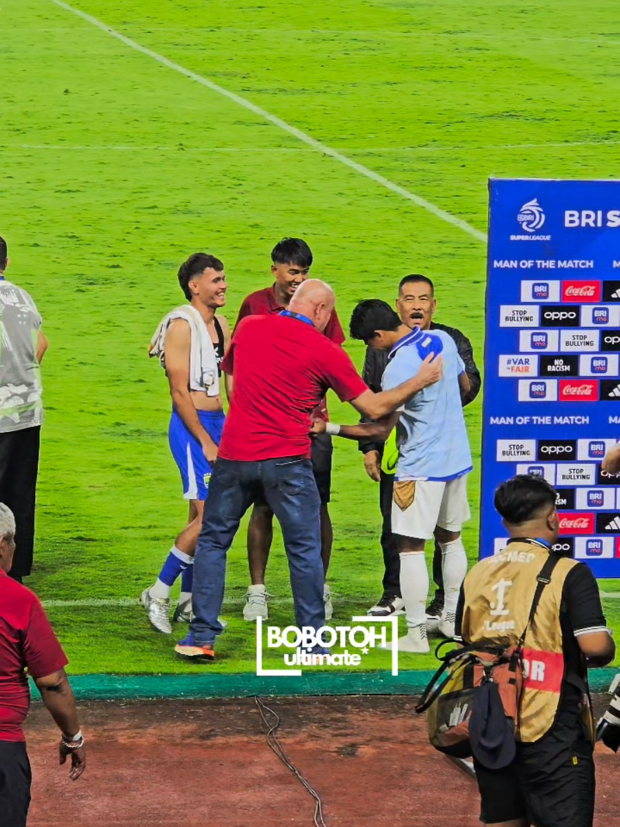 Momen Saat Mantan Pemain Persib Edo Febriansah Bertemu Bojan Hodak & Wa Haji Umuh, sosok yang mungkin di anggap ayah bagi para pemain Persib #persib 