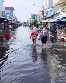 Chợ Mỹ Tú Sóc Trăng ngập ngập quá khiếp