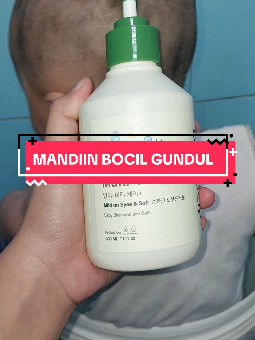 Mandiin adek yg abis dip0tong rambut😍 #biosoop #bodycarebayi #sabunshampoobayi #fyp #biosoop2in1 