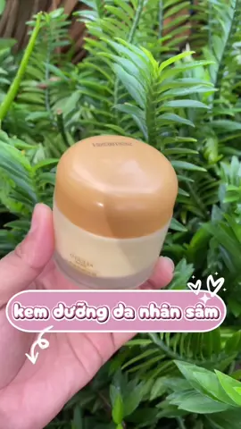 Kem dưỡng da nhân sâm giúp dưỡng ẩm dưỡng da trắng da cải thiện thâm sạm đặc biệt chống lão hoa cho chị em mình luôn nè#xuhuong #xuhuongtiktok #kemnhansam #kemduongtrangda #xhuongtiktok 