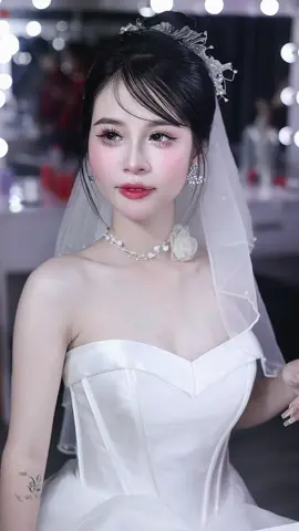 Vịu ơ của ai đây ??? #84travinh #makeuptravinh #StudioHoHoaiDanh #makeupcanglong #makeupdamngo 