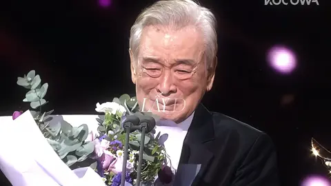 cớ sao ông trời lấy đi cả thế giới… #leesoonjae #fyp #xh