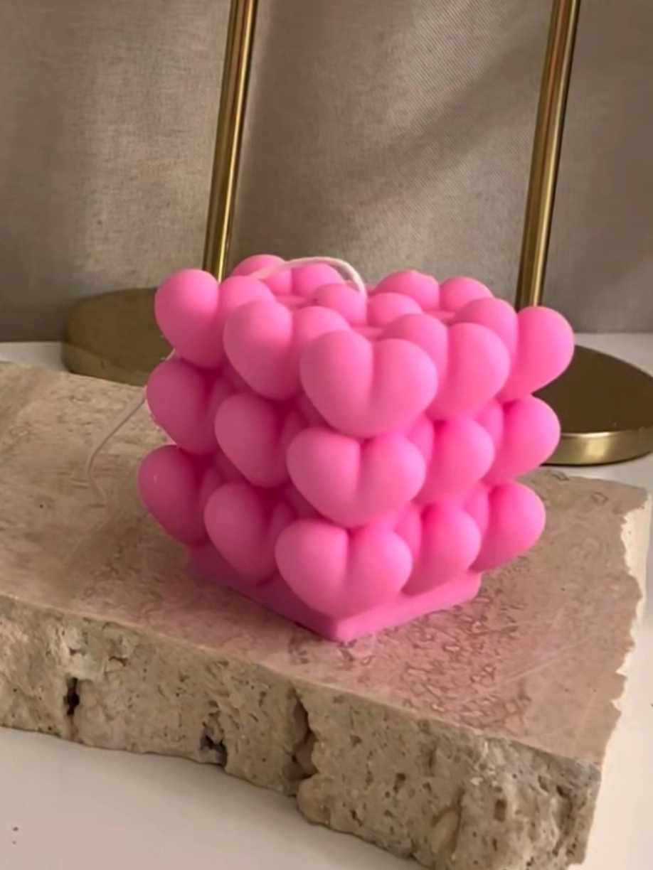 ¿Quieres BRILLO de porcelana? 🤩 Tu vela queda opaca por usar la cera equivocada. El SECRETO es el endurecedor para ese BRILLO espejo ✨, comenta BRILLO 👇 y para la fórmula envíanos un mensaje privado 👩‍💻✉️.  #velasartesanales  #velasaromaticas  #hechoconamor #velasdecorativas  #velas 