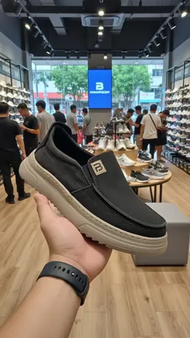 #sepatupria #sepatuslipon #panarybodyshoes #sepatucasual #sepatudenim 