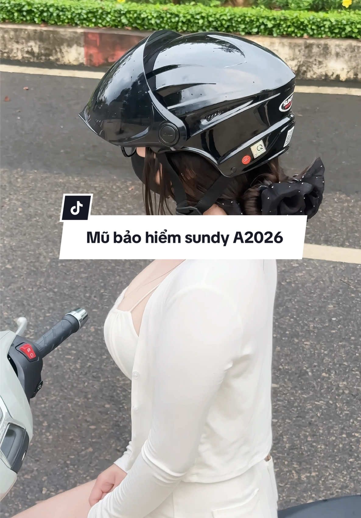 Nón 1/2 sundy A2026 đen bóng form gọn nhẹ giá chưa tới 199🌿#sundy #mubaohiem #mubaohiemchinhhang #mubaohiemcokinh #xuhuong 