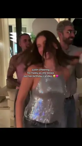 justin cheering for hailey as she blew out her birthday candles 🥹🩷 | #haileybieber #justinbieber #jailey #blowthisup #foryou | ⋆ ˚｡⋆ 