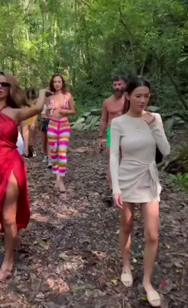 #fyp #billionaire #danbilzerian #money💵 #lady💋 