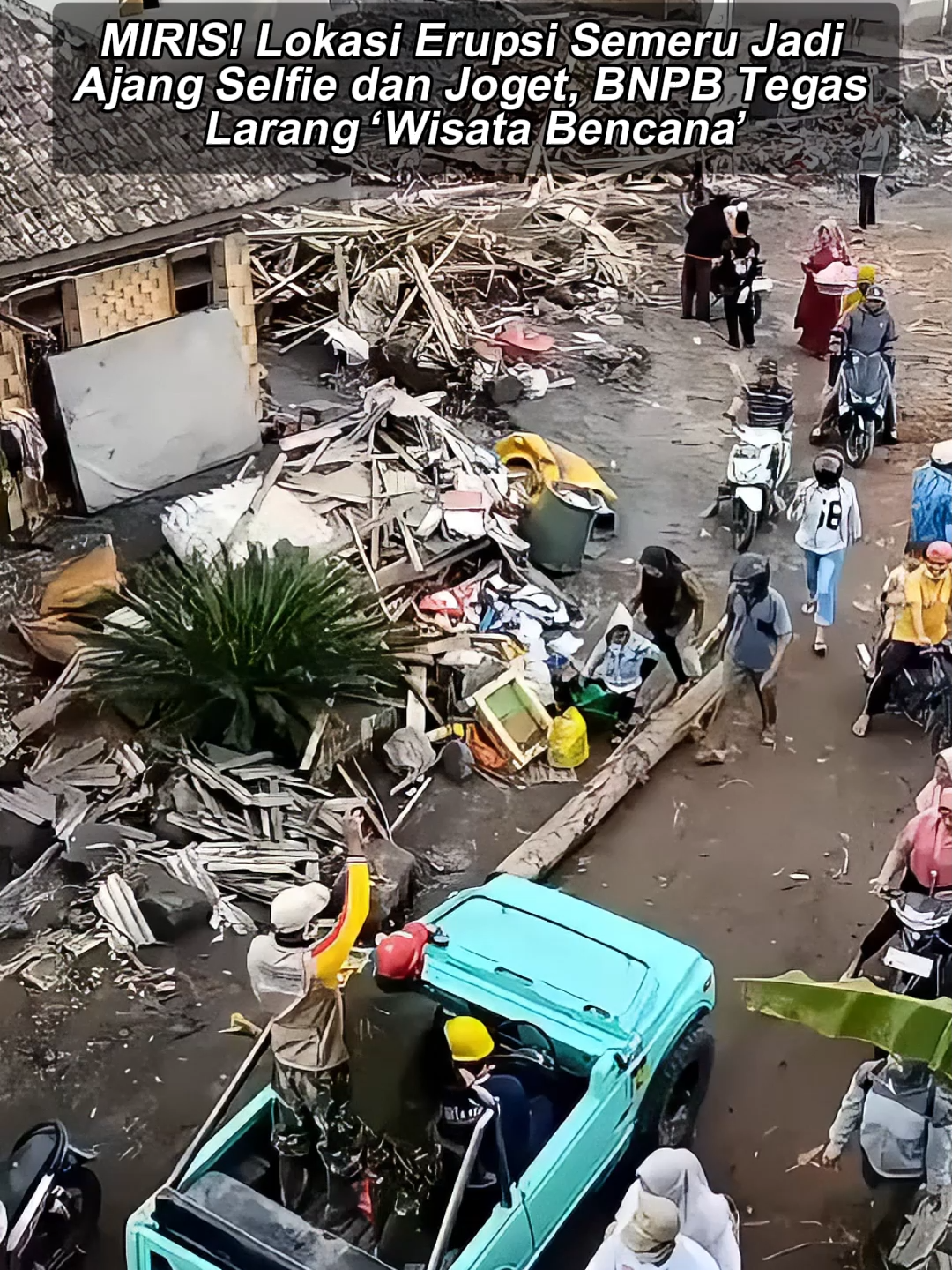 Fenomena tak etis di tengah duka bencana kembali terjadi. Lokasi terdampak erupsi Gunung Semeru di Lumajang, Jawa Timur, justru dimanfaatkan oleh sejumlah warga untuk berwisata. Tak hanya sekadar menonton, beberapa pengunjung bahkan tertangkap kamera sedang berswafoto (selfie) hingga berjoget di tengah puing-puing kehancuran. Merespons perilaku yang membahayakan dan dinilai kurang empati tersebut, Badan Nasional Penanggulangan Bencana (BNPB) mengambil sikap tegas. BNPB secara resmi melarang warga menjadikan kawasan terdampak sebagai destinasi wisata dadakan. Dalam rapat evaluasi Pos Komando Penanganan Darurat di Pendapa Kecamatan Candipuro, Minggu, Deputi Bidang Sistem dan Strategi BNPB, Raditya Jati, menginstruksikan Pemerintah Kabupaten (Pemkab) Lumajang untuk segera memasang spanduk larangan di titik-titik krusial. 