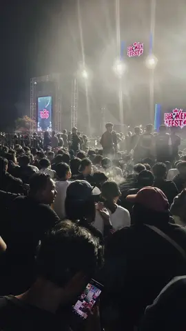 bermalam bintang 💥 #brokenfest #maguwoharjo #rebelionrose 
