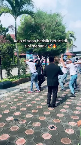 wong kok unik🤭#smkn2pamekasan #pamekasan #fyp #4u #zxycba 