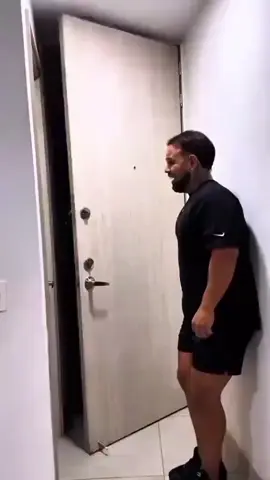 😂😂😂  #scarecam #scarepeople  #scareprank #prank #funny  #funnyprank #jumpscare #scaring  #jumpy #viral #haha #trending  #fypシ 