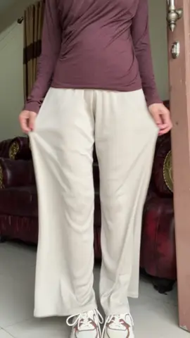 Bahannya tebel dan adem bangettt❤️