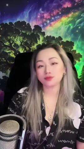 Cover Con Bướm Vàng ♥️